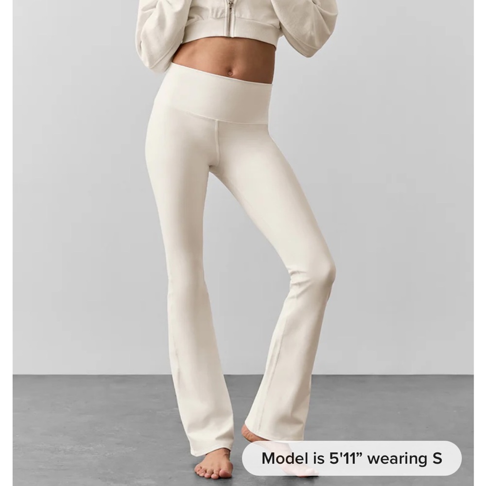 ALO Yoga Cream High-Rise Flare Leggings